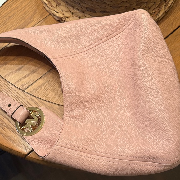 Michael Kors Pink Shoulder Bag with Gold Accents - Picture 1 of 4